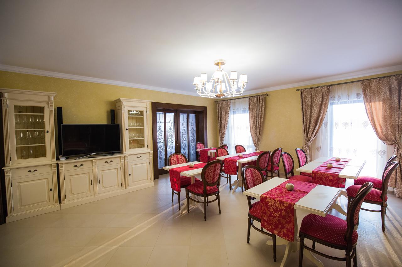 Conacul Dante Hotel Alsópián Kültér fotó